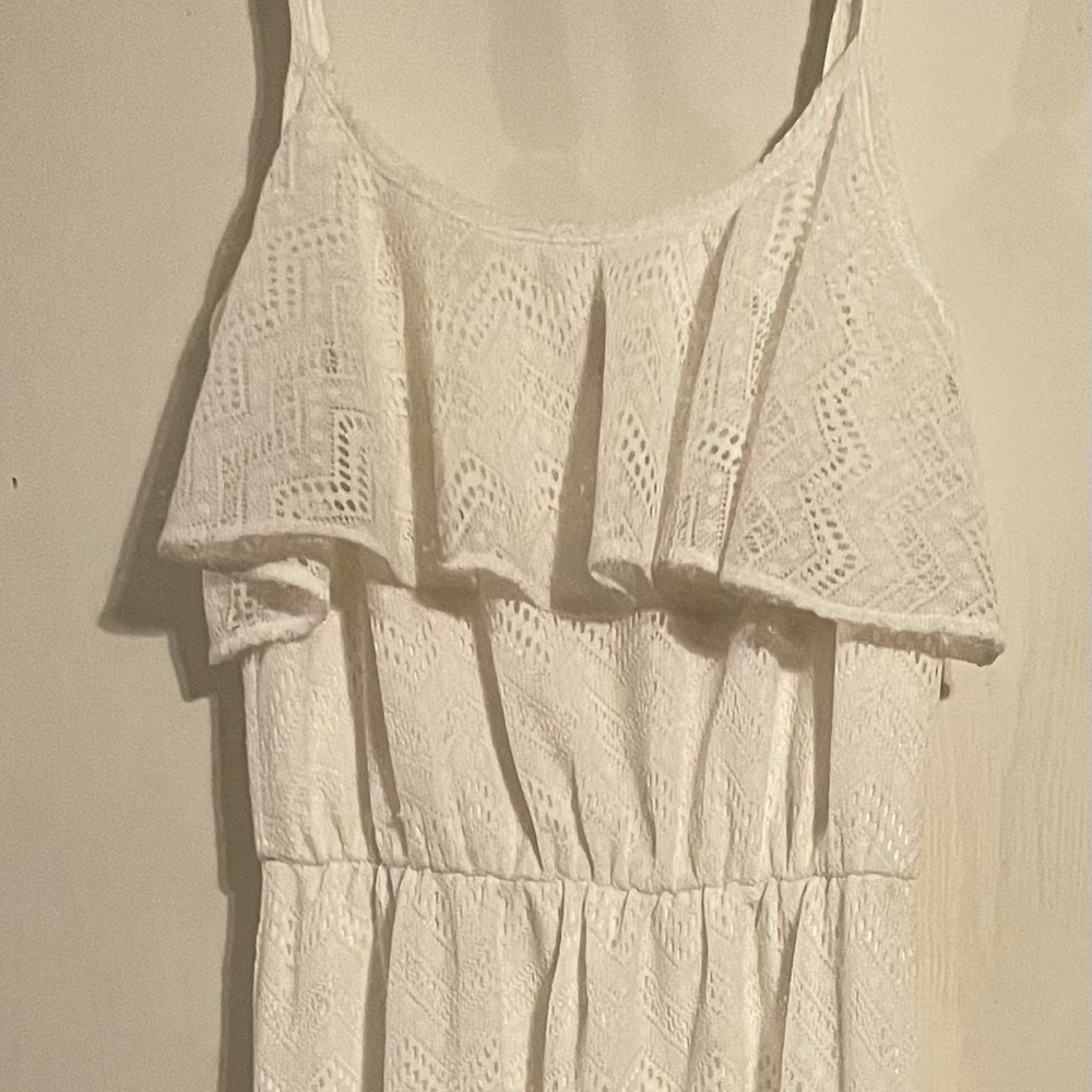 Charming Charlie white maxi dress- size medium